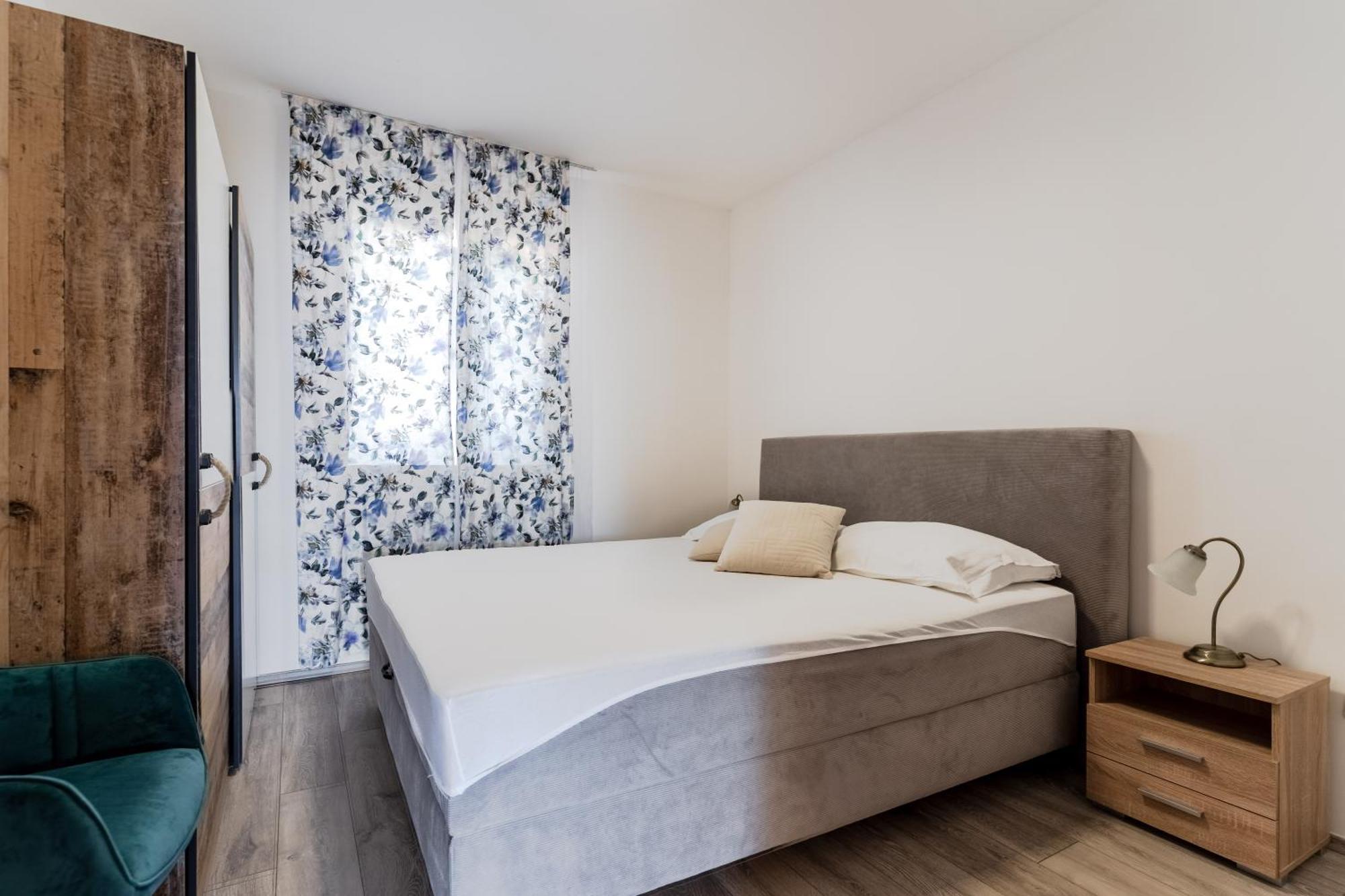 Villa Marin - 4 Apartments Zavala Kültér fotó